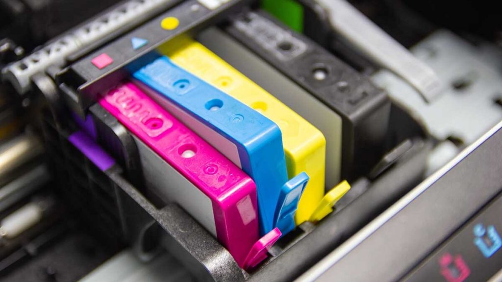 ¿Se pueden mezclar cartuchos compatibles y originales en la misma impresora?