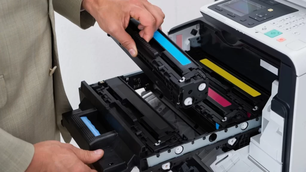 ¿Cómo cambiar el tóner de la impresora?